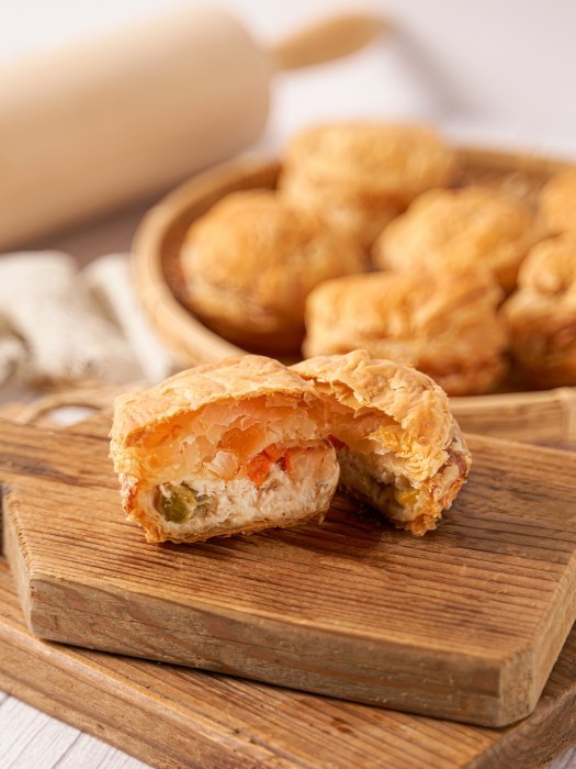 Image Cottage Pies Cafe — Home-Baked Chicken Pies in Pasir Ris