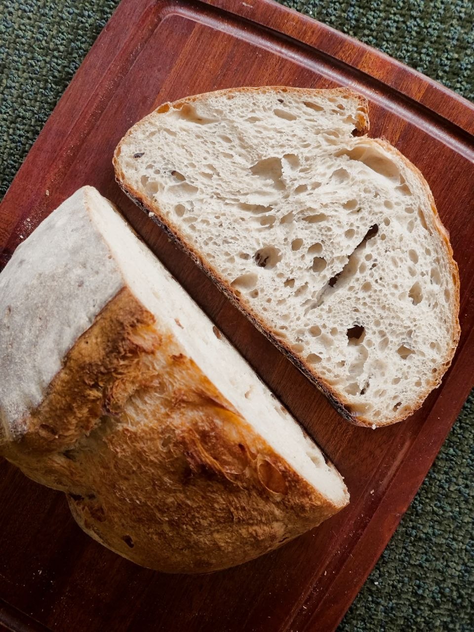 Image Botak: Brews & Bakes — Home Sourdough Loaves & Bagels in Pasir Ris